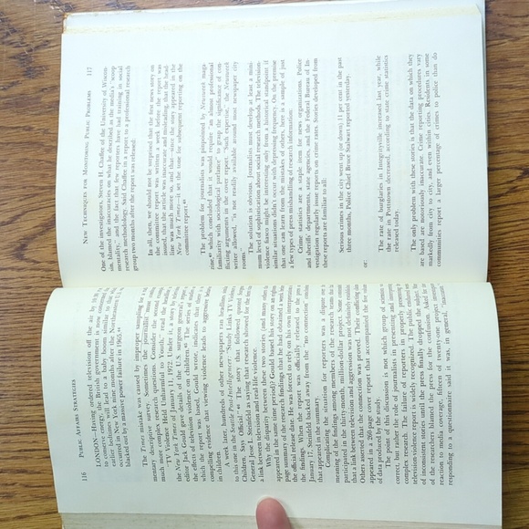 New Strategies For Public Affairs Reporting Hardcover Book Nonfiction Textbook - Picture 16 of 17